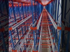 1200x1200 Radio Shuttle Pallet Racking ad alta densità per l'organizzazione del magazzino